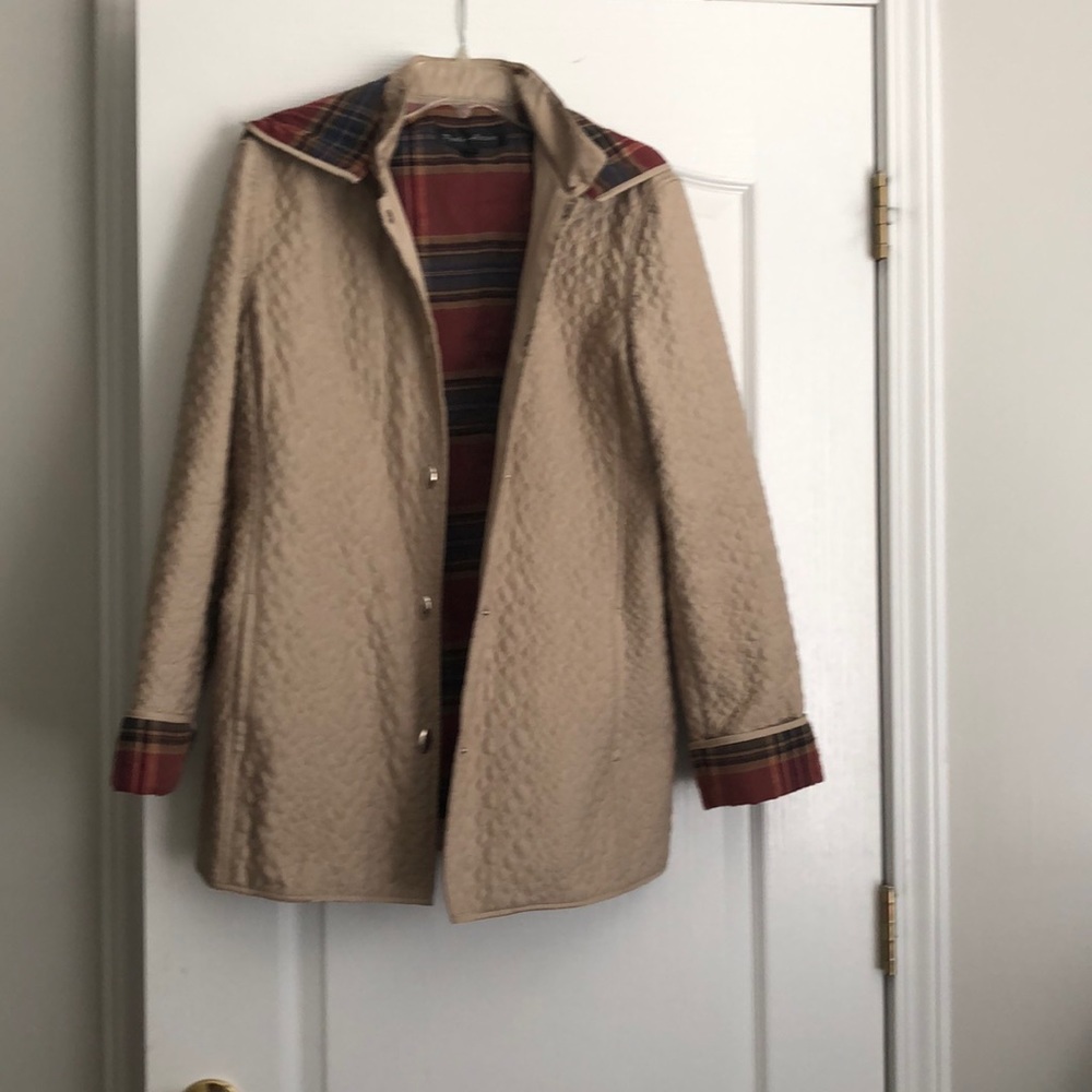 M Women’s Tan 3/4 jacket coat quilted lined waterproof rain